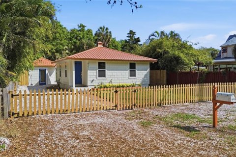 House in Gulfport, Florida 2 bedrooms, 61.5 sq.m. № 2117207 - photo 2