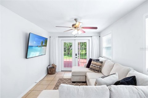 Casa en venta en Saint Petersburg, Florida, 3 dormitorios, 113.99 m2 № 1906676 - foto 7