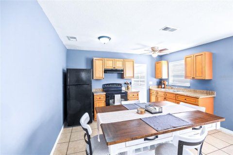 Casa en venta en Saint Petersburg, Florida, 3 dormitorios, 113.99 m2 № 1906676 - foto 4