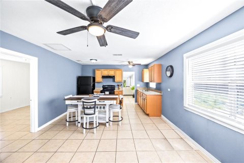 Casa en venta en Saint Petersburg, Florida, 3 dormitorios, 113.99 m2 № 1906676 - foto 6