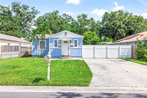 Casa en venta en Saint Petersburg, Florida, 3 dormitorios, 113.99 m2 № 1906676 - foto 2