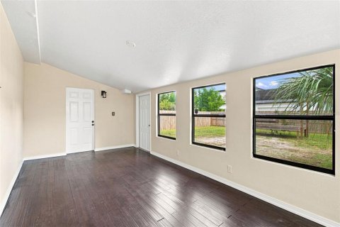 Casa en venta en Tampa, Florida, 3 dormitorios, 141.86 m2 № 2314525 - foto 23
