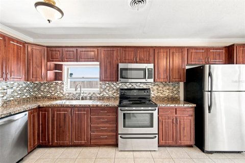 Casa en venta en Tampa, Florida, 3 dormitorios, 141.86 m2 № 2314525 - foto 8