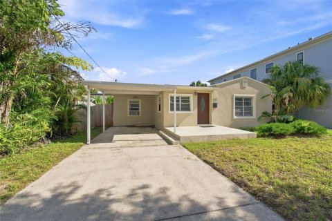 Casa en venta en Tampa, Florida, 3 dormitorios, 141.86 m2 № 2314525 - foto 27