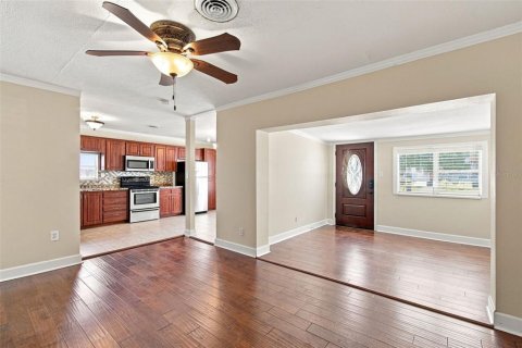 Casa en venta en Tampa, Florida, 3 dormitorios, 141.86 m2 № 2314525 - foto 6