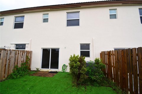 Villa ou maison à louer à Miami, Floride: 3 chambres, 137.77 m2 № 2064425 - photo 27