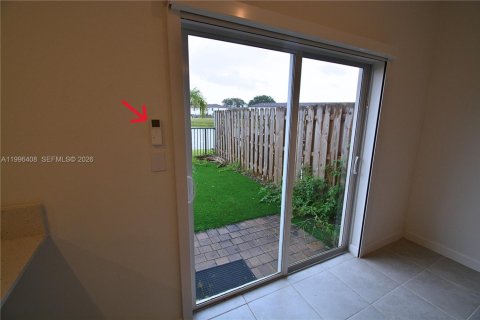 Villa ou maison à louer à Miami, Floride: 3 chambres, 137.77 m2 № 2064425 - photo 26