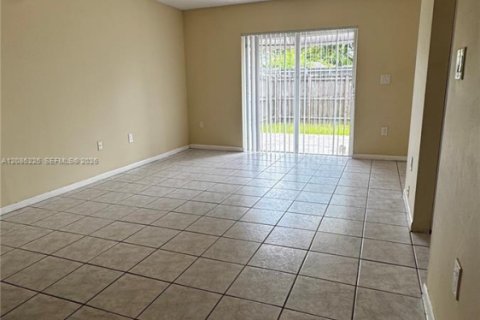 Villa ou maison à louer à Homestead, Floride: 3 chambres, 122.72 m2 № 2367866 - photo 15