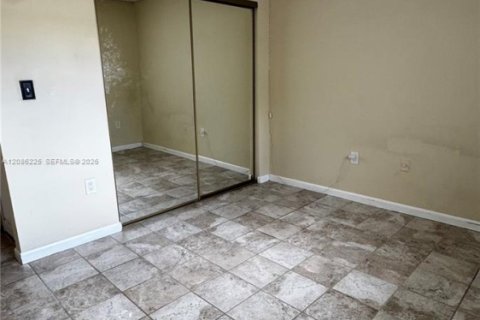 Villa ou maison à louer à Homestead, Floride: 3 chambres, 122.72 m2 № 2367866 - photo 16