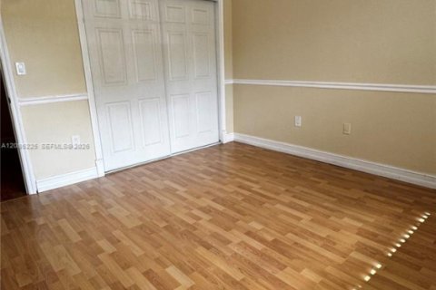 Villa ou maison à louer à Homestead, Floride: 3 chambres, 122.72 m2 № 2367866 - photo 10