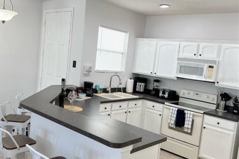 Casa en venta en Davenport, Florida, 3 dormitorios, 121.7 m2 № 1911058 - foto 9