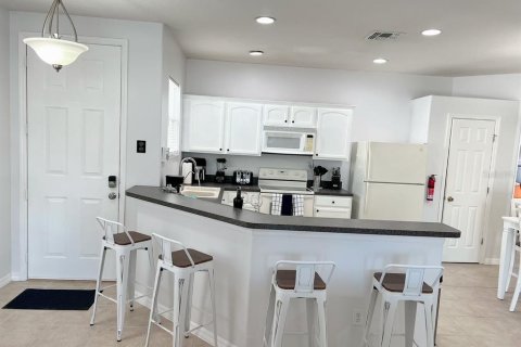 Casa en venta en Davenport, Florida, 3 dormitorios, 121.7 m2 № 1911058 - foto 7