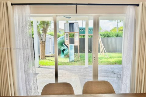 Villa ou maison à vendre à Homestead, Floride: 4 chambres, 163.69 m2 № 2081369 - photo 24