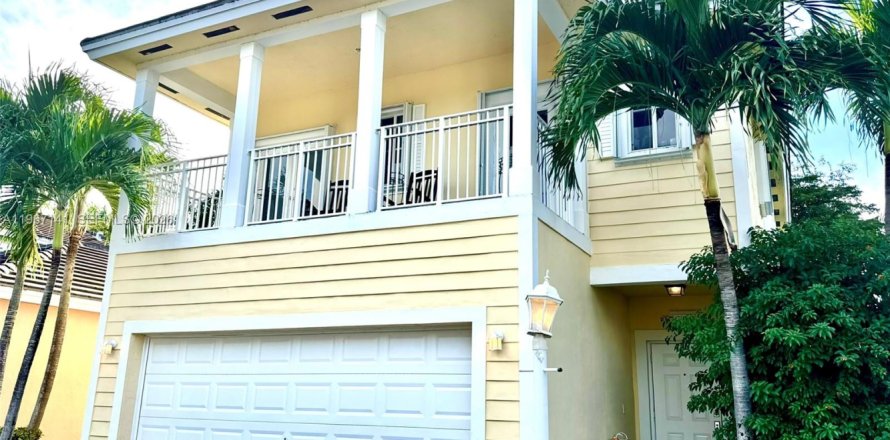 Villa ou maison à Homestead, Floride 4 chambres, 163.69 m2 № 2081369
