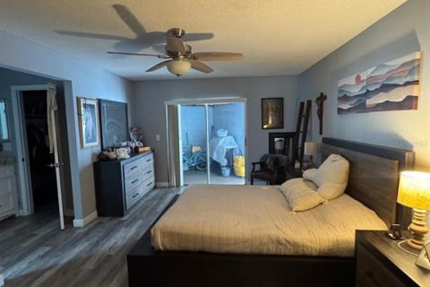 Villa ou maison à louer à Kissimmee, Floride: 3 chambres, 173.17 m2 № 2426021 - photo 10