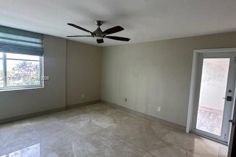 Снять в аренду кондоминиум в Майами-Бич, Флорида 1 спальня, 93.46м2, № 2036192 - фото 14