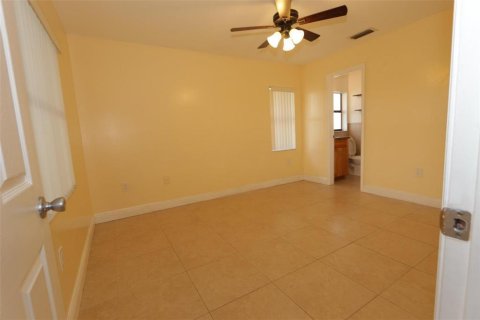 Apartment in Sunrise, Florida 3 bedrooms, 103.86 sq.m. № 2250876 - photo 6