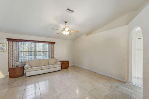 Villa ou maison à vendre à Palm Coast, Floride: 3 chambres, 131.64 m2 № 2144779 - photo 8