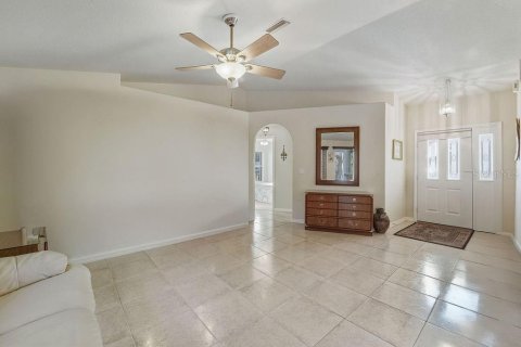 Villa ou maison à vendre à Palm Coast, Floride: 3 chambres, 131.64 m2 № 2144779 - photo 5