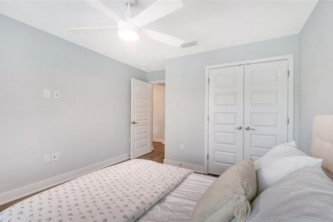 House in Sarasota, Florida 4 bedrooms, 223.8 sq.m. № 2151980 - photo 27