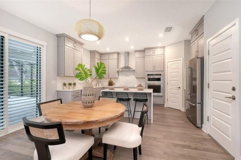 House in Sarasota, Florida 4 bedrooms, 223.8 sq.m. № 2151980 - photo 11