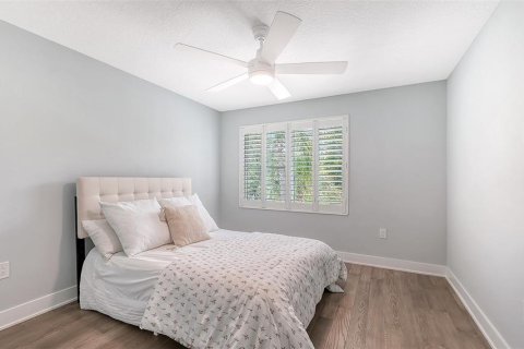House in Sarasota, Florida 4 bedrooms, 223.8 sq.m. № 2151980 - photo 26