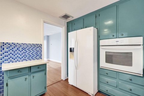 Condo in Fort Lauderdale, Florida, 2 bedrooms  № 2406207 - photo 16