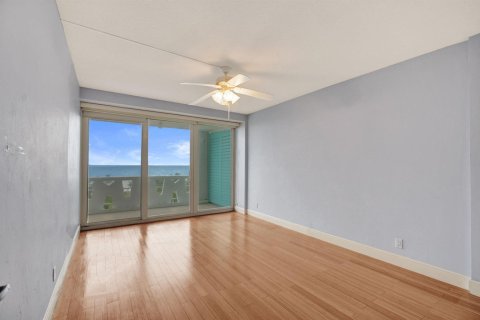 Condo in Fort Lauderdale, Florida, 2 bedrooms  № 2406207 - photo 28