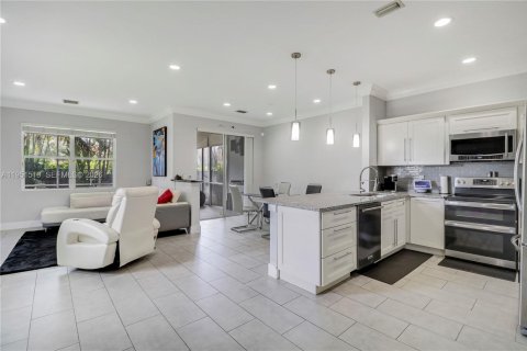 Купить таунхаус в Ривьера-Бич, Флорида 3 спальни, 148.46м2, № 2008812 - фото 3