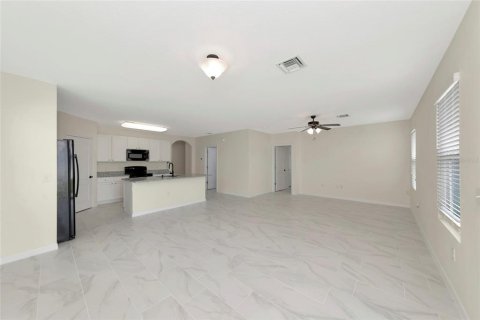 Villa ou maison à vendre à Bradenton, Floride: 3 chambres, 155.33 m2 № 2098685 - photo 6