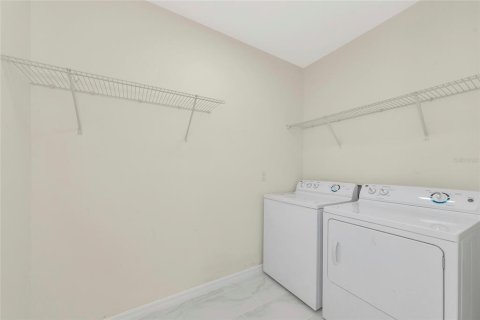 Villa ou maison à vendre à Bradenton, Floride: 3 chambres, 155.33 m2 № 2098685 - photo 18