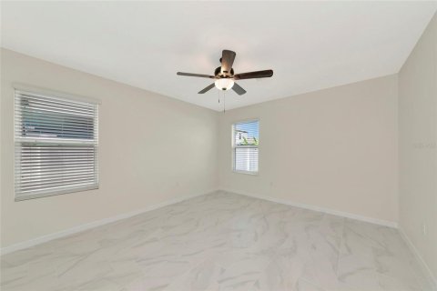Villa ou maison à vendre à Bradenton, Floride: 3 chambres, 155.33 m2 № 2098685 - photo 23