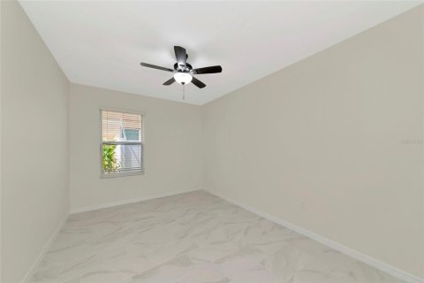 Villa ou maison à vendre à Bradenton, Floride: 3 chambres, 155.33 m2 № 2098685 - photo 15