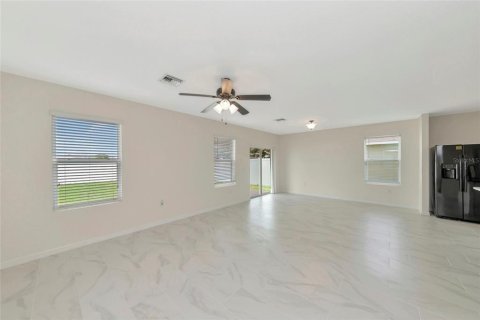 Villa ou maison à vendre à Bradenton, Floride: 3 chambres, 155.33 m2 № 2098685 - photo 24