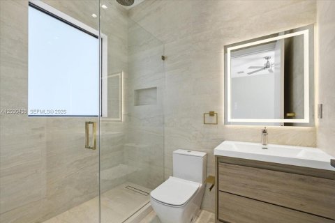 Casa en venta en Hollywood, Florida, 5 dormitorios, 298.87 m2 № 2257981 - foto 26