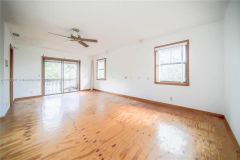 Casa en venta en West Palm Beach, Florida, 5 dormitorios, 252.88 m2 № 1809110 - foto 14