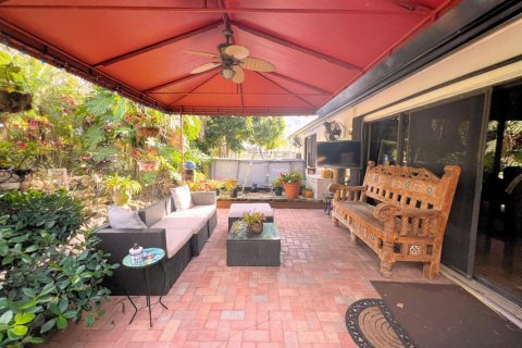 House in Fort Lauderdale, Florida 3 bedrooms, 144 sq.m. № 2378865 - photo 4
