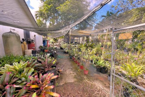 House in Fort Lauderdale, Florida 3 bedrooms, 144 sq.m. № 2378865 - photo 2