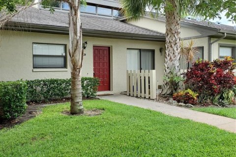 House in Oldsmar, Florida 3 bedrooms, 134.24 sq.m. № 2233303