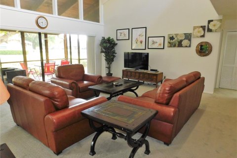 House in Oldsmar, Florida 3 bedrooms, 134.24 sq.m. № 2233303 - photo 4