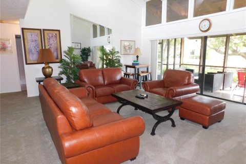 House in Oldsmar, Florida 3 bedrooms, 134.24 sq.m. № 2233303 - photo 6