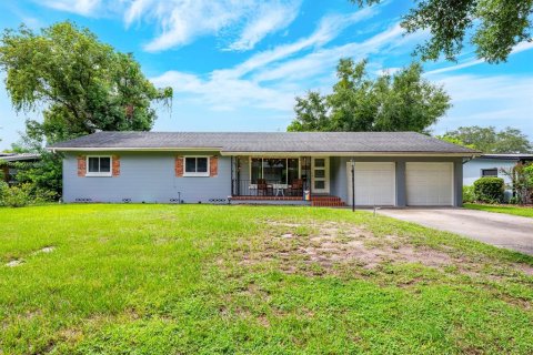 Casa en venta en Orlando, Florida, 3 dormitorios, 139.73 m2 № 1899866 - foto 1