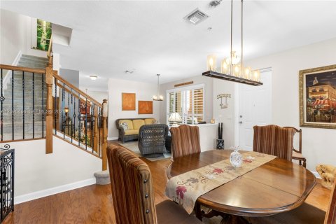 Copropriété à vendre à Sunrise, Floride: 3 chambres, 188.13 m2 № 2189416 - photo 13