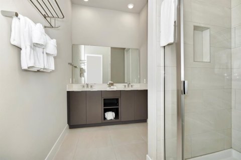 Condominio en alquiler en Four Corners, Florida, 5 dormitorios, 244.33 m2 № 1771262 - foto 23