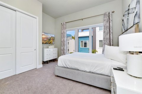 Condominio en alquiler en Four Corners, Florida, 5 dormitorios, 244.33 m2 № 1771262 - foto 25