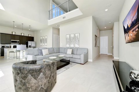 Condominio en alquiler en Four Corners, Florida, 5 dormitorios, 244.33 m2 № 1771262 - foto 3