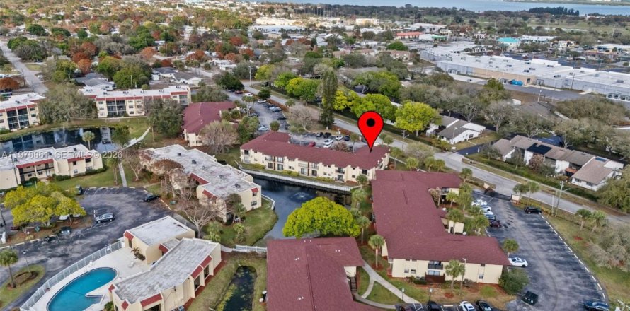 Condo à St. Lucie, Floride, 2 chambres № 2031473