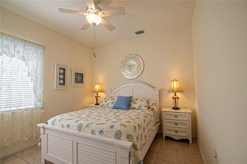 House in Summerfield, Florida 2 bedrooms, 199.55 sq.m. № 1904745 - photo 23