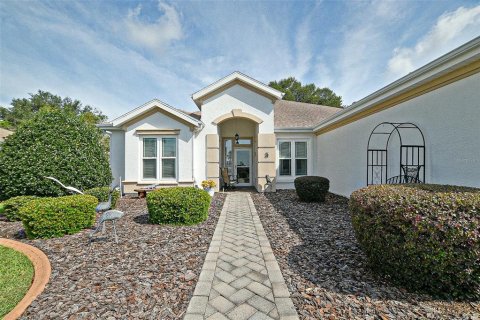 House in Summerfield, Florida 2 bedrooms, 199.55 sq.m. № 1904745 - photo 13