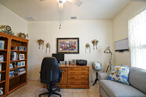 House in Summerfield, Florida 2 bedrooms, 199.55 sq.m. № 1904745 - photo 20